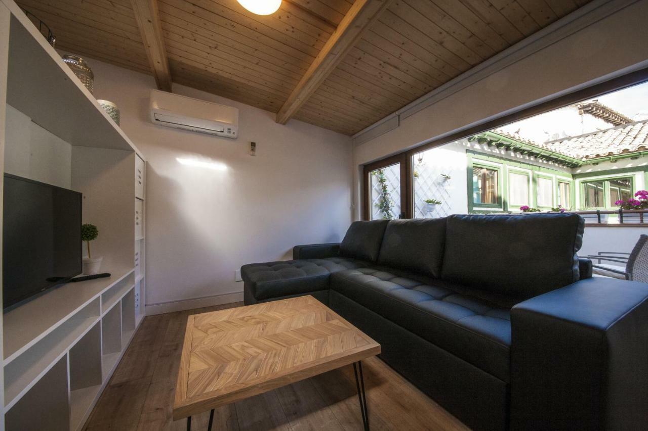 Apartament Atico Patio De La Plata Toledo Zewnętrze zdjęcie