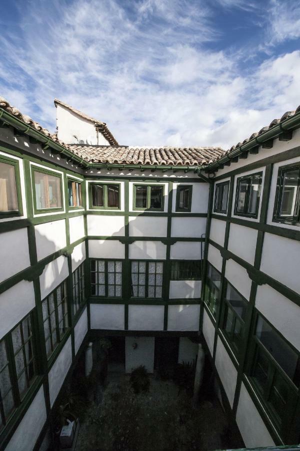 Apartament Atico Patio De La Plata Toledo Zewnętrze zdjęcie